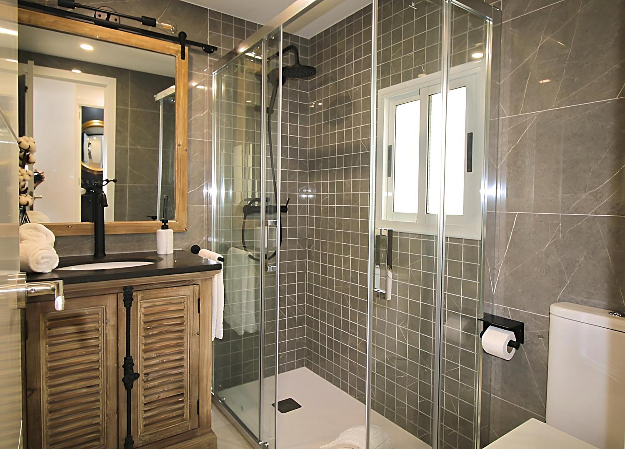 Appartement Our Penthouse With Jacuzzi Close To Paseo De Gracia