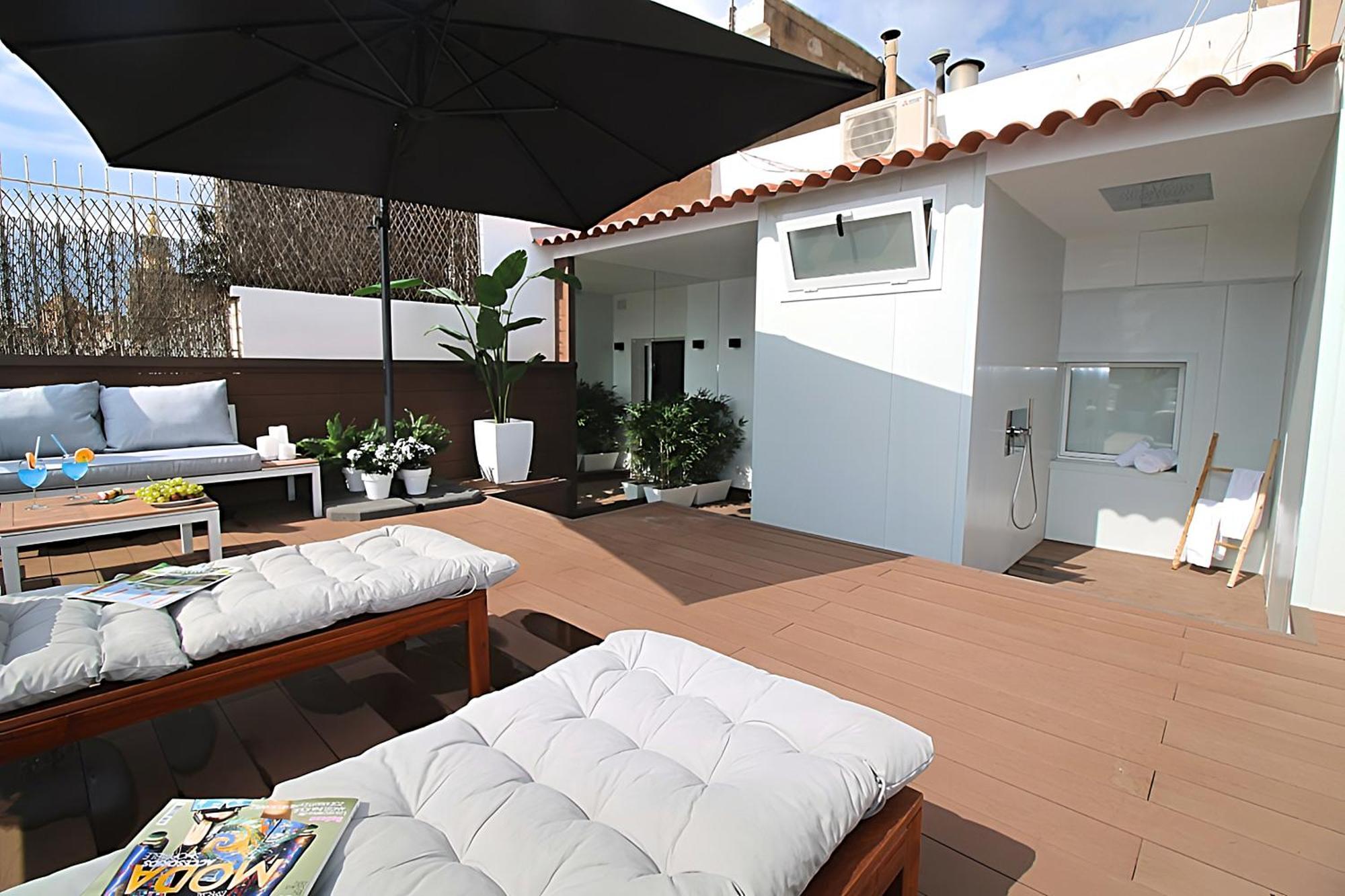 Our Penthouse With Jacuzzi Close To Paseo De Gracia * Barcelone