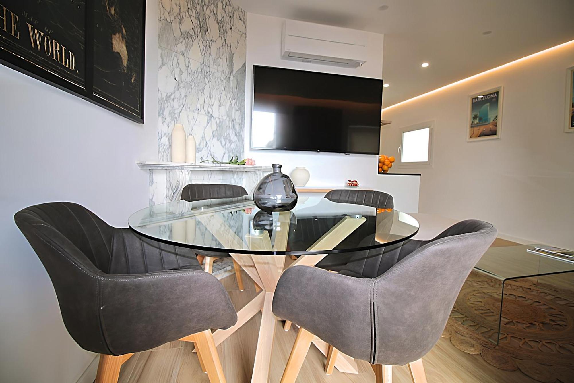 Our Penthouse With Jacuzzi Close To Paseo De Gracia Appartement *